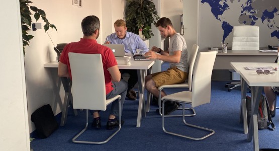 martin, radek a tomáš - noví makléři naší kanceláře